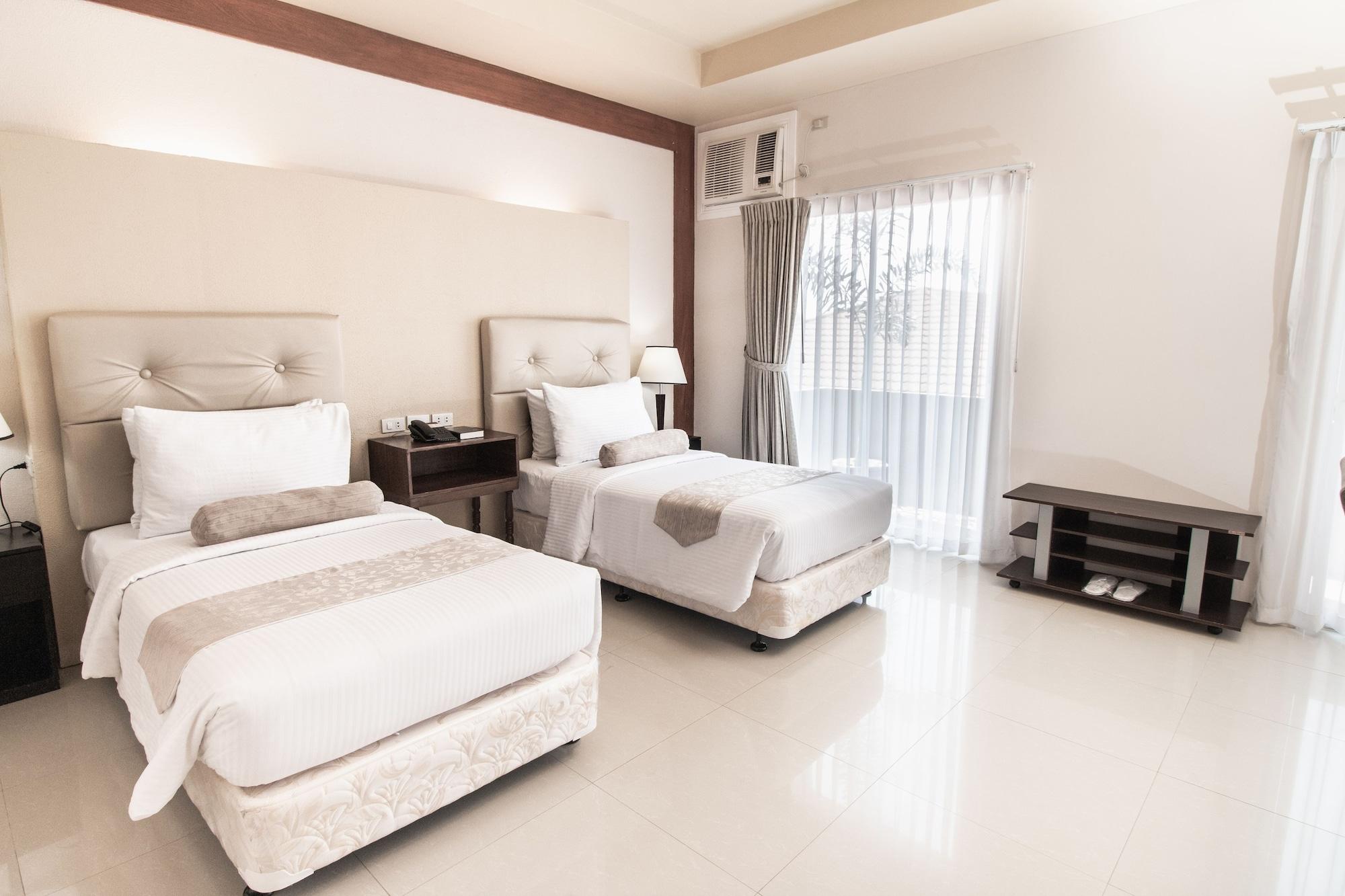 Hotel Dumaguete Dumaguete City Екстериор снимка